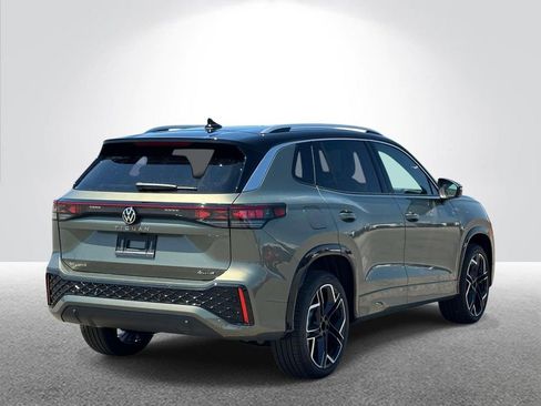 New 2026 Volkswagen Tiguan SEL R-Line AWD/4WD image 4