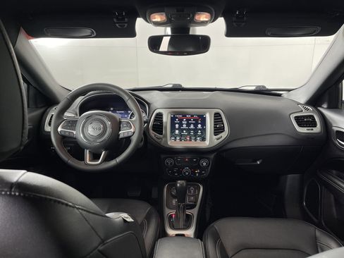 Used 2021 Jeep Compass Latitude image 13