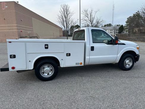 Used 2016 Ford F250 XL w/ Power Equipment Group image 32