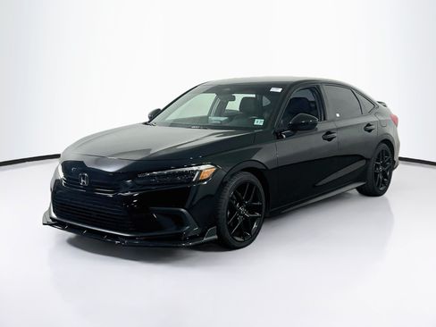 Used 2022 Honda Civic Sport image 1