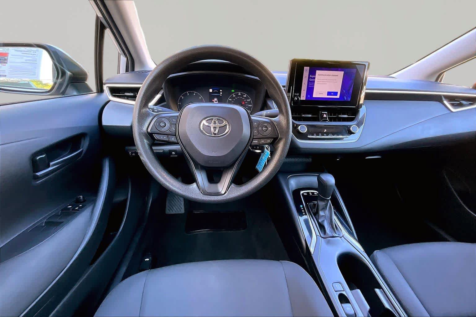 Used 2025 Toyota Corolla LE FWD image 6