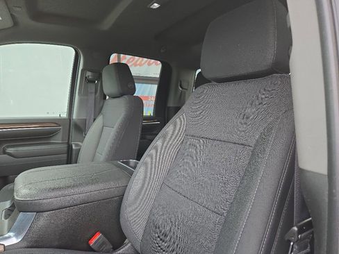 Used 2024 Chevrolet Silverado 2500 LT AWD/4WD image 46