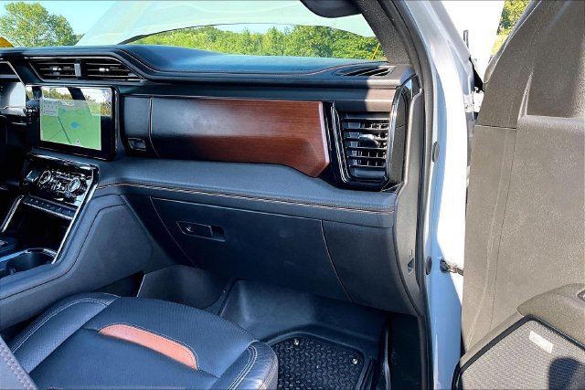 Used 2024 GMC Sierra 1500 AT4 w/ Technology Package AWD/4WD image 27