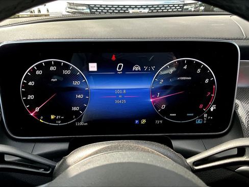 Certified 2024 Mercedes-Benz GLC 300 4MATIC image 27