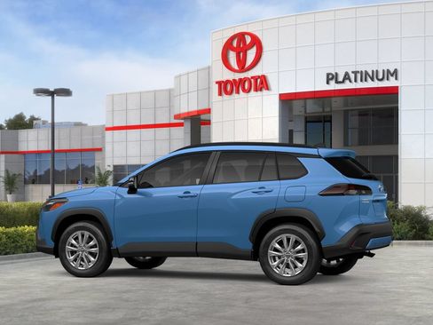 New 2026 Toyota Corolla Cross LE FWD image 5