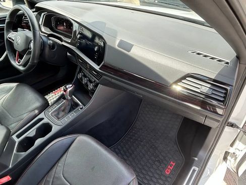Certified 2022 Volkswagen Jetta GLI Autobahn w/ GLI Black Package FWD image 36