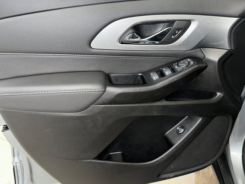Certified 2023 Chevrolet Traverse LT image 7