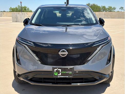 Used 2024 Nissan Ariya AWD image 2
