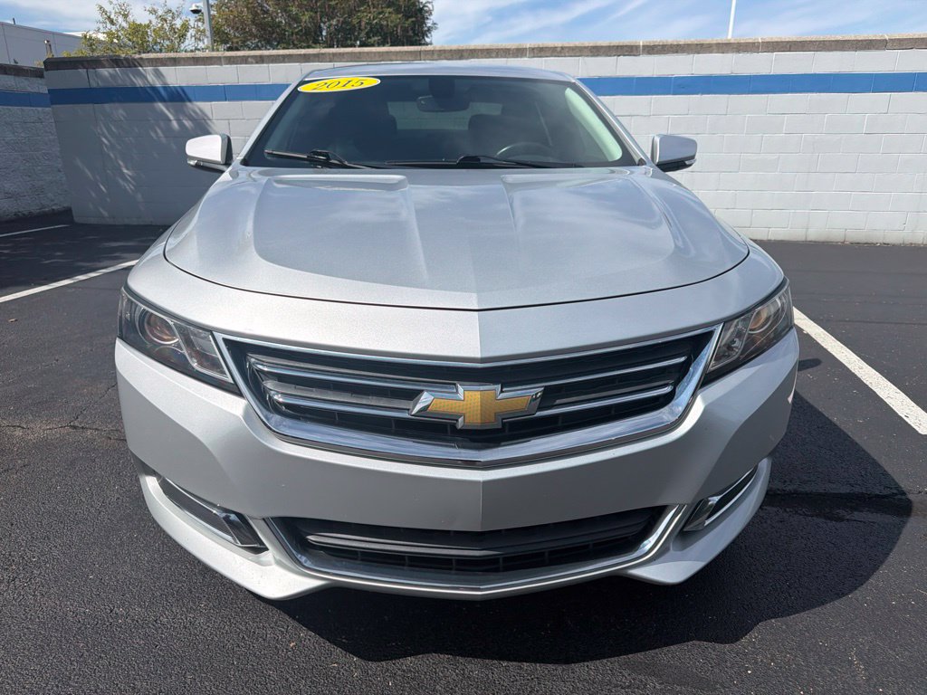Used 2015 Chevrolet Impala LT w/ Convenience Package FWD image 8