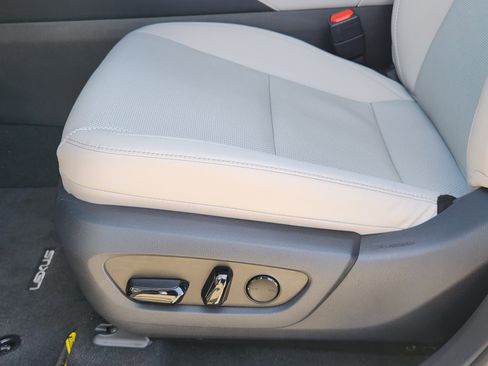 Certified 2025 Lexus RX 350 Premium image 29