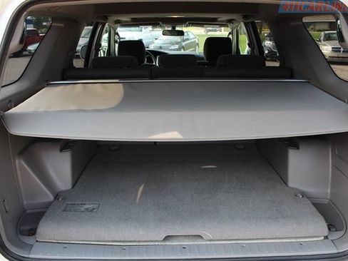 Used 2004 Toyota 4Runner SR5 AWD/4WD image 25