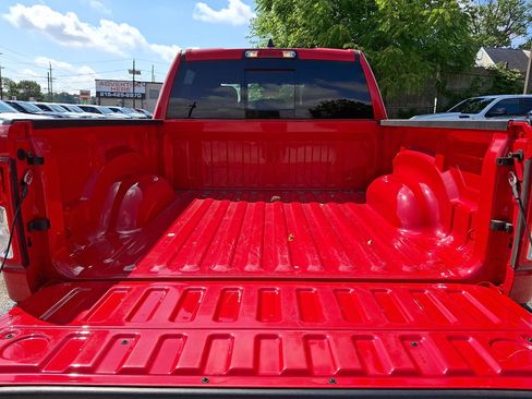 Used 2024 RAM 1500 Big Horn AWD/4WD image 17