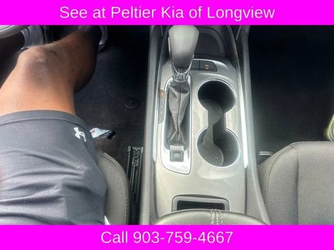 Used 2024 Chevrolet Malibu LT FWD image 17