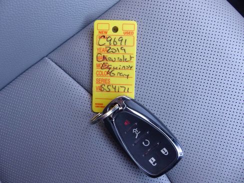 Used 2019 Chevrolet Equinox Premier image 44