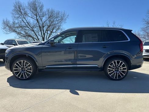 New 2026 Volvo XC90 B6 Plus w/ Protection Package image 4