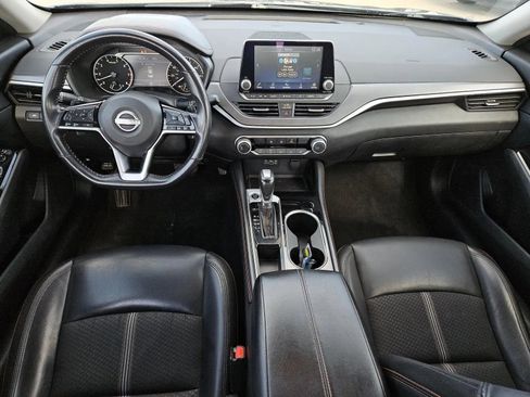 Used 2023 Nissan Altima 2.5 SR image 11