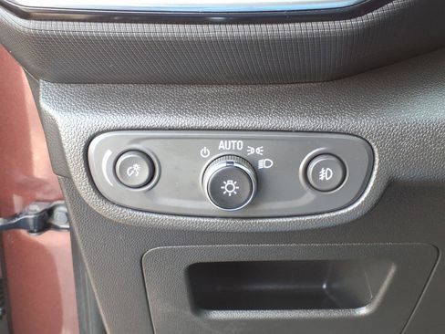 Used 2023 Chevrolet TrailBlazer LT w/ Convenience Package image 16