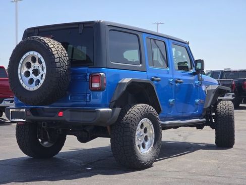 Used 2022 Jeep Wrangler Unlimited Rubicon AWD/4WD image 23