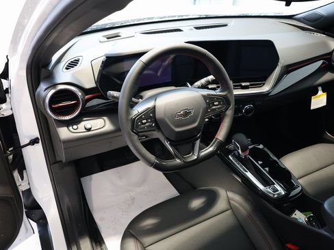 New 2026 Chevrolet Trax RS w/ Sunroof Package image 23