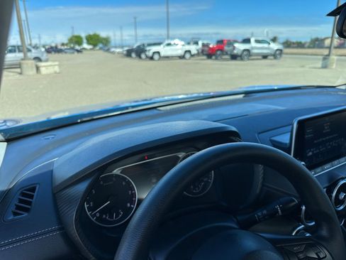 Used 2025 Nissan Sentra SV image 33