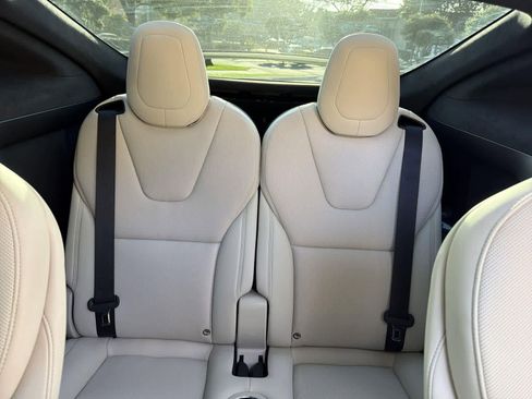 Used 2024 Tesla Model X Plaid image 30