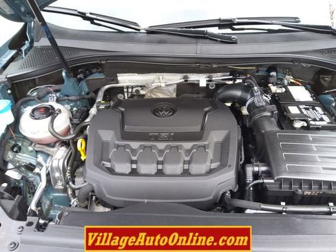 Used 2019 Volkswagen Tiguan S image 43