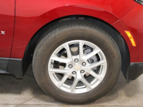 Used 2023 Chevrolet Equinox LT image 49