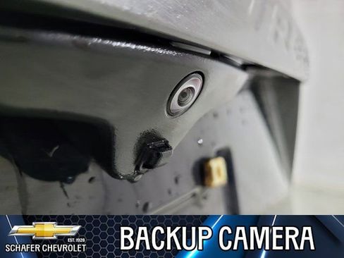 Used 2017 Ford Explorer XLT w/ Equipment Group 202A image 11