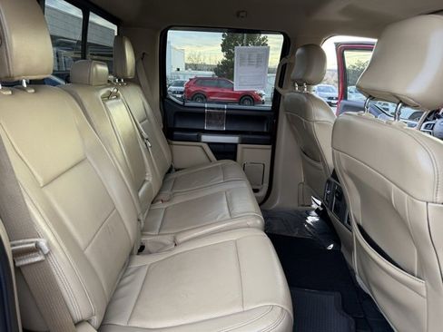Used 2017 Ford F250 Lariat w/ Chrome Package image 12