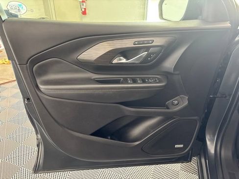 Used 2018 GMC Terrain SLT w/ Preferred Package AWD/4WD image 19