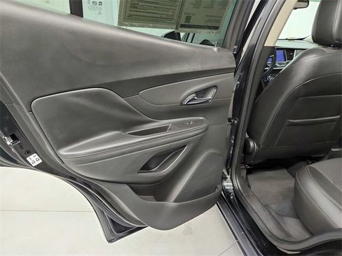 Used 2019 Buick Encore Preferred image 28