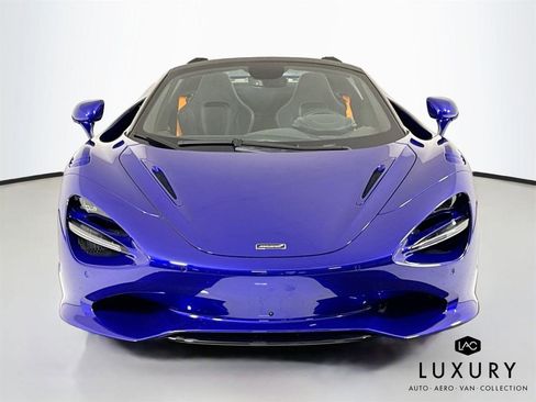 Used 2024 McLaren 750S Spider image 2