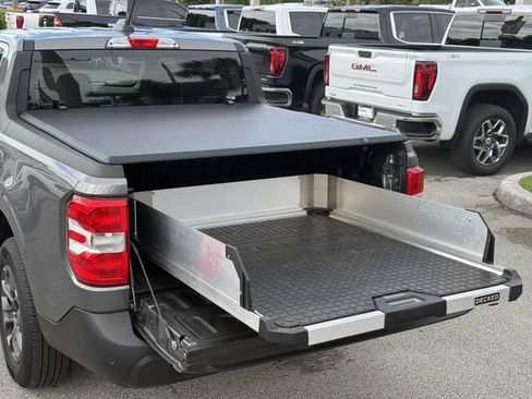 Used 2025 Ford Maverick XLT w/ XLT Luxury Package FWD image 13