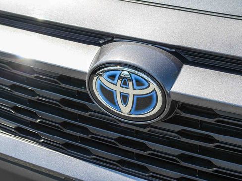 Used 2024 Toyota RAV4 XLE image 14