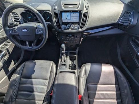 Used 2018 Ford Escape Titanium image 11