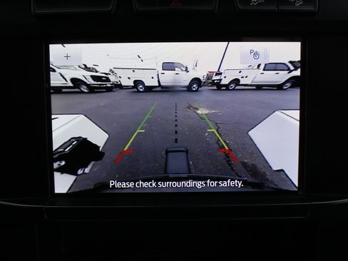 Used 2023 Ford F350 XLT w/ FX4 Off-Road Package image 34