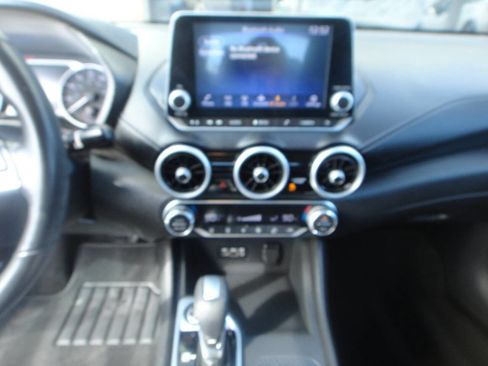 Used 2021 Nissan Sentra SV image 8