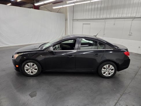 Used 2012 Chevrolet Cruze LS w/ Connectivity Package image 2