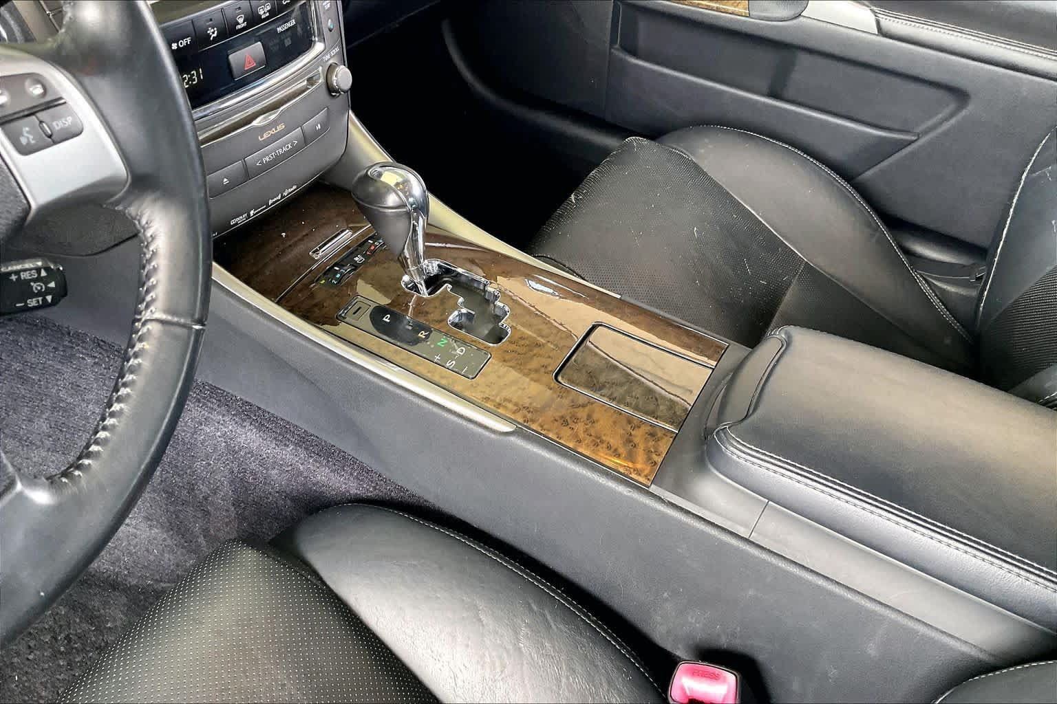 Used 2014 Lexus IS 250C w/ Luxury Package RWD image 13