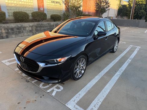 Used 2022 MAZDA MAZDA3 s AWD/4WD image 1