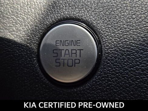 Certified 2023 Kia Sorento SX AWD/4WD image 34