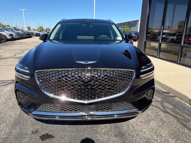 Used 2024 Genesis GV70 2.5T w/ Advanced Package AWD/4WD image 2
