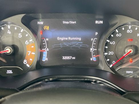 Used 2022 Jeep Compass Trailhawk w/ Trailhawk Convenience Group image 12