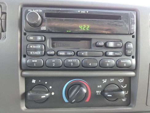 Used 2003 Ford F350 Lariat AWD/4WD image 31