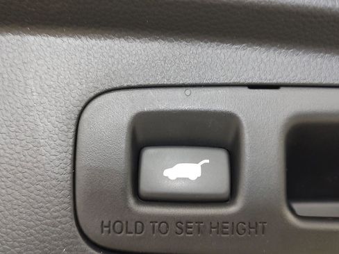 Used 2023 Honda CR-V EX-L image 25