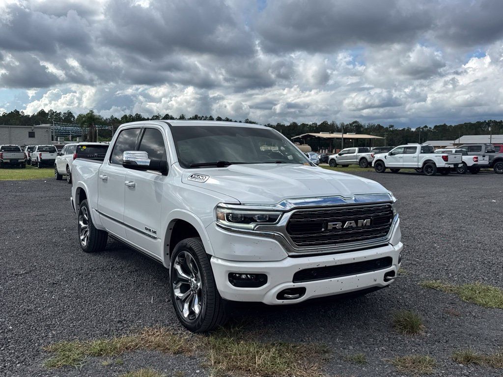 Used 2024 RAM 1500 Limited AWD/4WD image 7
