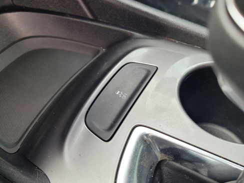 Used 2018 Chevrolet Malibu LS image 22