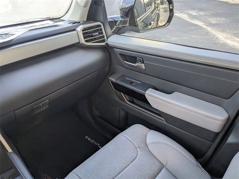 Used 2024 Toyota Tundra Limited image 17