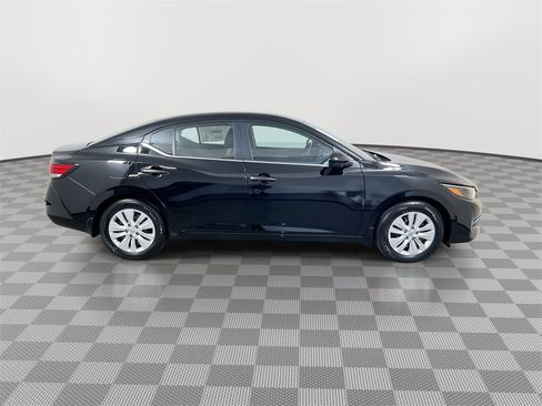 New 2025 Nissan Sentra S image 9