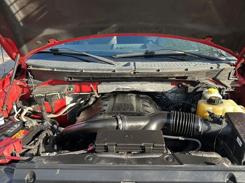 Used 2014 Ford F150 FX4 w/ Equipment Group 402A Luxury image 11